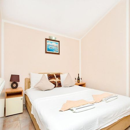 Apartments Mik5 - Famous Beach Jaz 布德瓦 外观 照片