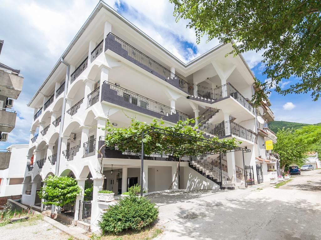 Apartments Mik5 - Famous Beach Jaz 布德瓦 外观 照片